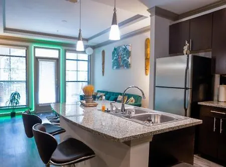 The Safari Atlanta Apartment